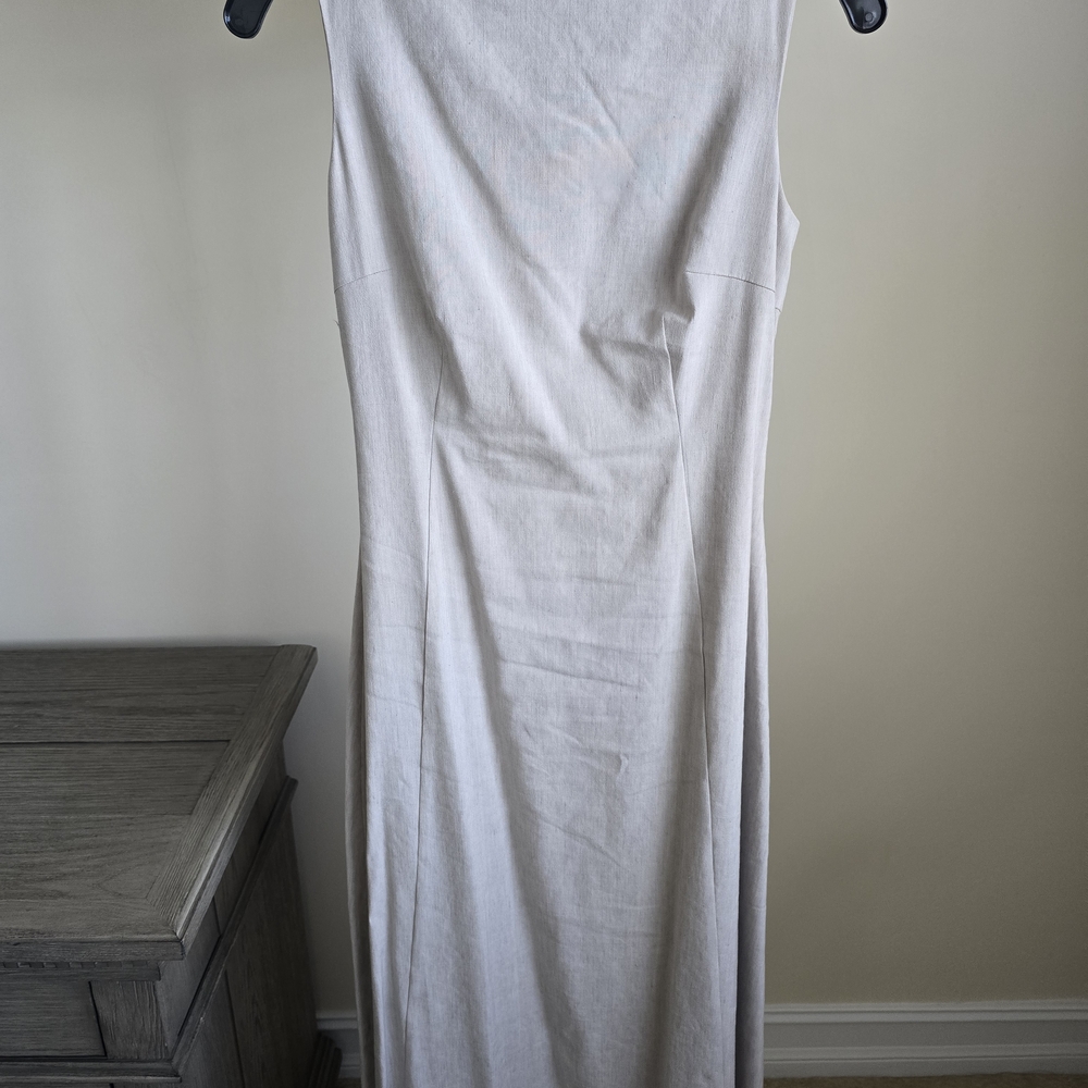 Elegant Sleeveless Gray Dress